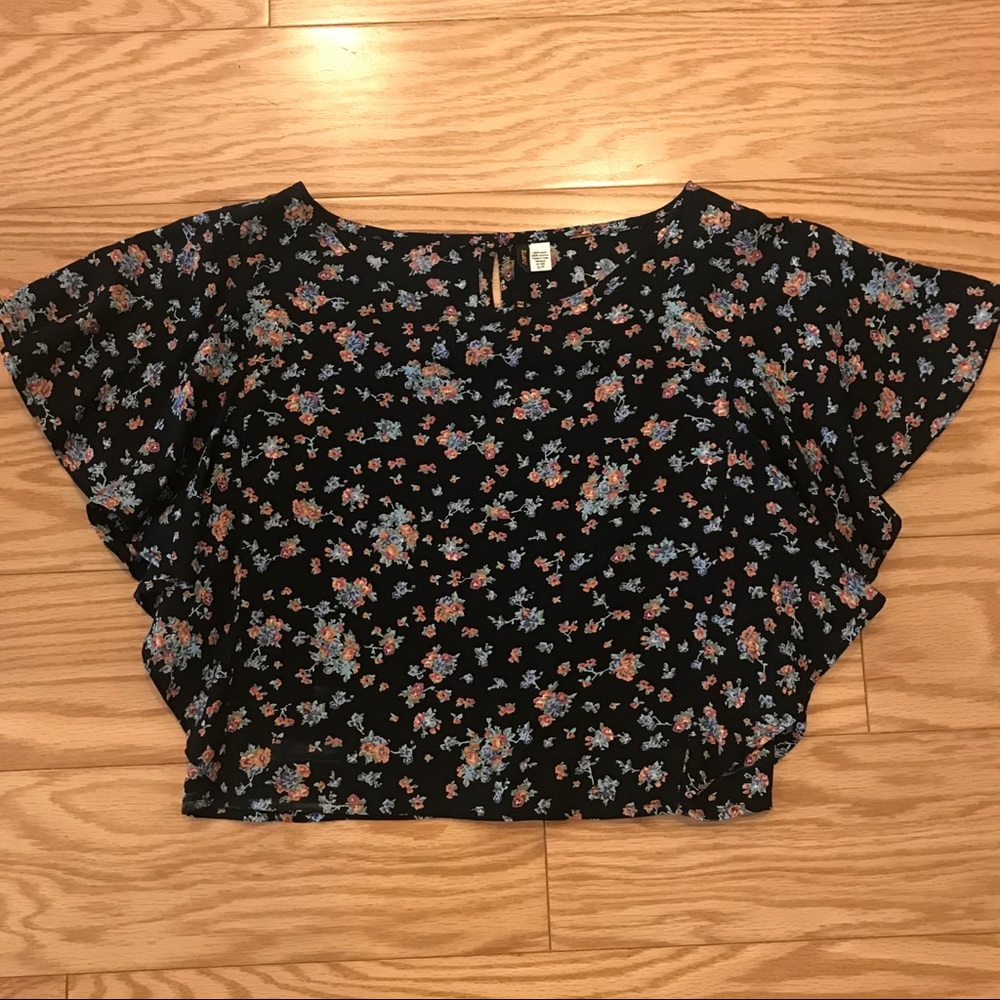 Billabong Black Floral Ruffle Sleeve Crop